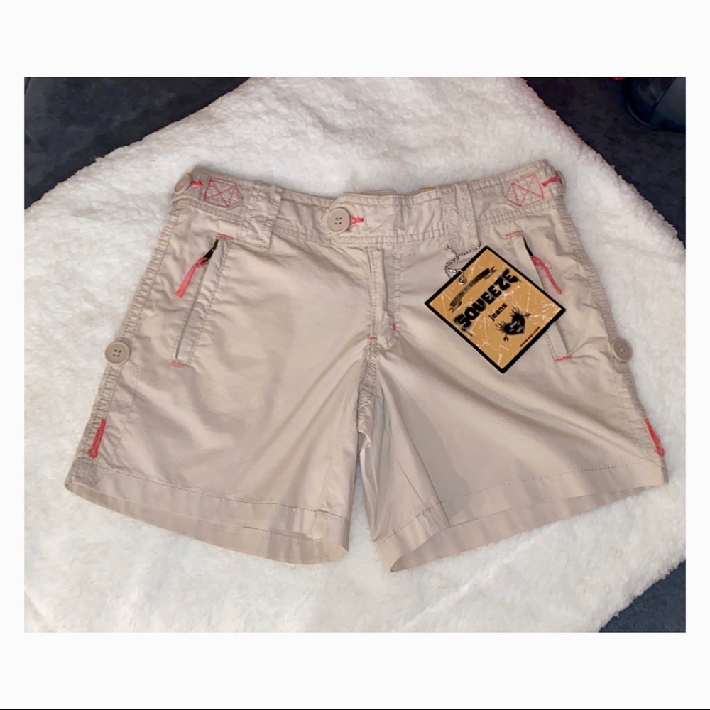 *NWT* Squeeze Jean Khaki Shorts